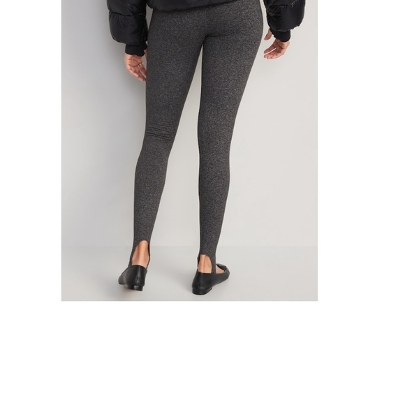 NWT Old Navy High Waisted CozeCore Heathered Stirrup Leggings Dark Grey - Picture 6 of 12